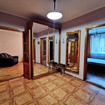 М.Холодная Гора, Аренда  4-ех комн.кварт.,ул.Волонтерская 63, Hg11