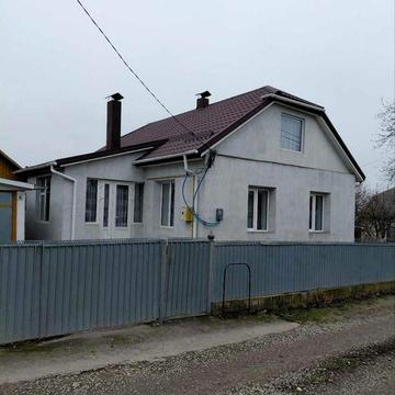 Продається хороший будинок