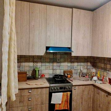 Сдам 3 ком кв  метро Индустриальная