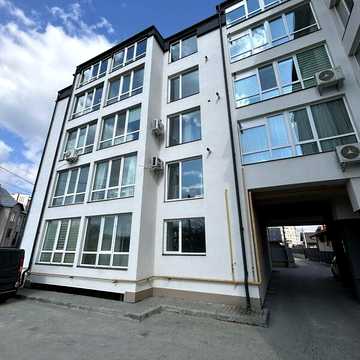 Продаж 2к Квартира Степана Бандери вулиця