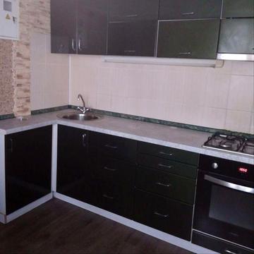 Р-н Конкорду з місцем для авто