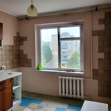 Героїв просп., 37