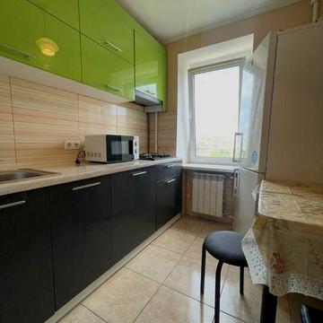 Оренда гостинки в центрі м.Вишневе, вул.Святошинська 38