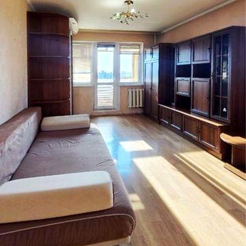 Терміново здам 2-х кім. квартиру біля метро «Берестейська»