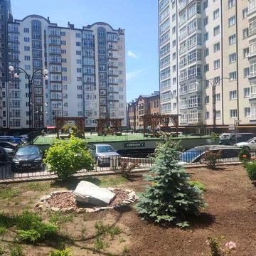 Продам здану  2 кімнатну квартиру  центр ЖК Містечко Центральне