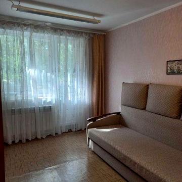 Продам 2-кімнатну квартиру з меблями м.Балаклія Харківс.обл. ЖК ЖБК Жовтневий