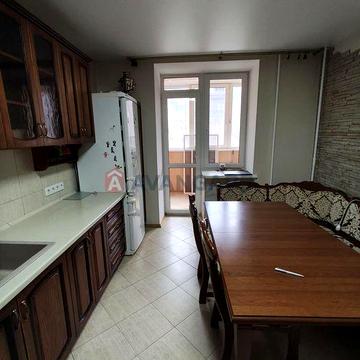 Продам 3-кімнатну квартиру в новобудові