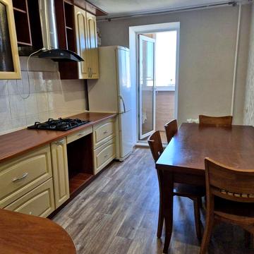 Продам 4комнатную квартиру Черноморск  чешка