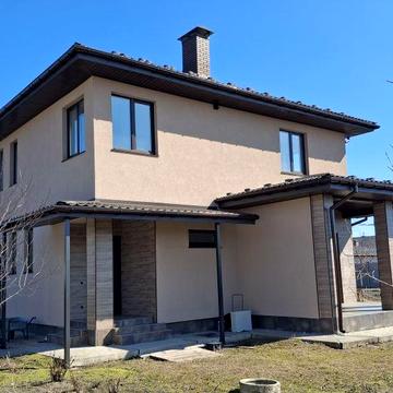 Продається новий, чудовий будинок в с. Пухівка.