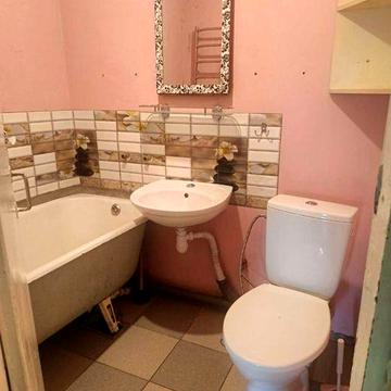 Продам 2-х к. кв. проспект Металургів