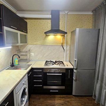 Сдам 1-кімнатну Русанівка! Метро Лівобережна 10 хв