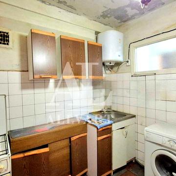 Продаж 3кім. квартири під ремонт, вул. Липківського, метро Вокзальна