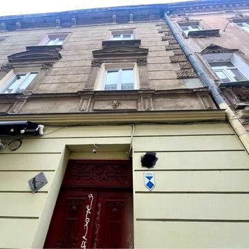 Яна Жижки вул., 7