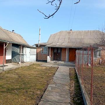 Продається будинок в селі Плесецьке(Київська обл., Фастівський р-н.)