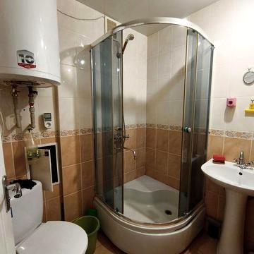 2-к з АО на Грушевського,Черемушки, 3 поверх!