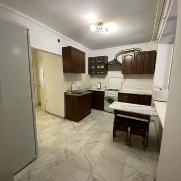 Від власника.Хороша квартира з терасою та двором , дивитися 1.04.2026