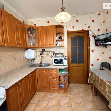 Продаж 3к Квартира Покровська вулиця