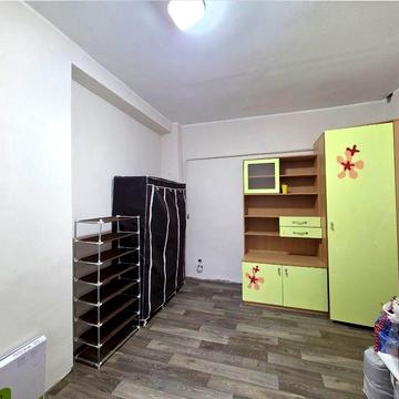 Читайте внимательно. Рядом с озёркой. Двух- четырёх комн кв.