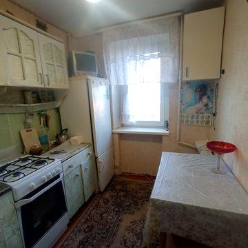 Продам большую "гостинку" на В. Шума