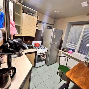 Продам 2 комнатную проспект Свободы автовокзал