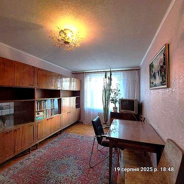 Оренда 1 кім. квартири, пр-т Леся Курбаса, 10