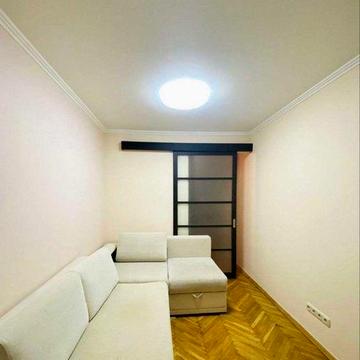 Від Власника. 2й поверх, м. Лівобережна