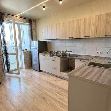 Оренда сучасної 1-кімнатної квартири, 44 м2, ЖК Мира-4, Індустріальна