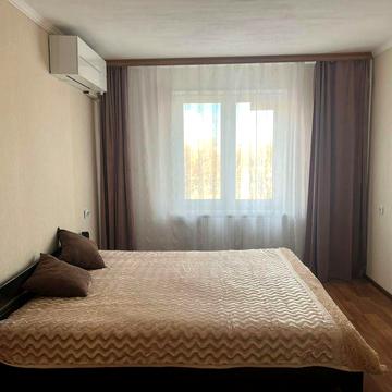 Аренда.  Сдам 3х комнатную квартиру Небесной Сотни 51/ Сити Центр