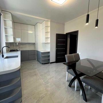 Оренда 2-кім. квартири в новобудові  (Globus), вул. Юрія Руфа