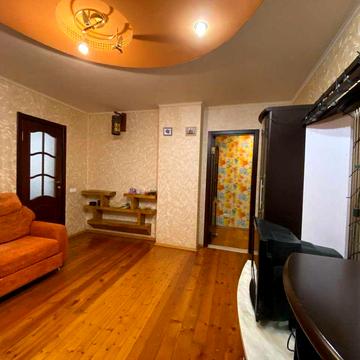 Продам 3к квартиру, с автономным отоплением, пр-т Лесі Українки. Центр