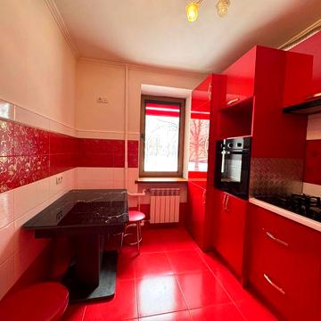 Продаж 2к кв вул. Г.Хоткевича з сучасною комплектацією. Євроремонт .