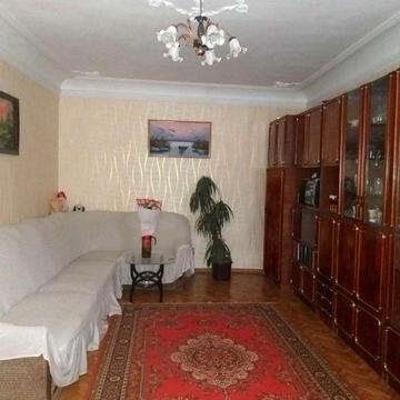 Продам 3 кім. квартиру по вул.Дегтярна/Ніженська