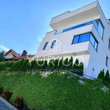 Сучасний будинок біля центру Києва. Соломянка. Без комісії.