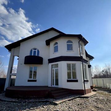 Будинок 344 м2 біля озера