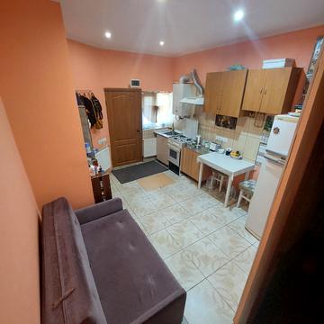 Центральний просп. (Леніна), 254