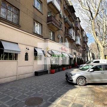 Продаж 5-кімн квартири в Одесі, 125.5 м²