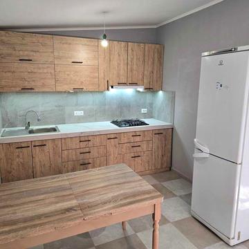 Здається 2-кв.у котеджі по вул.Ілика в р-ні Старого міста,читайте опис