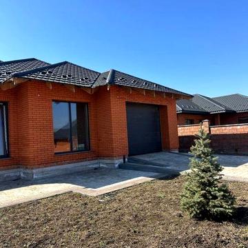 Продаю американку у затишному районі біля Рівного,Обарів