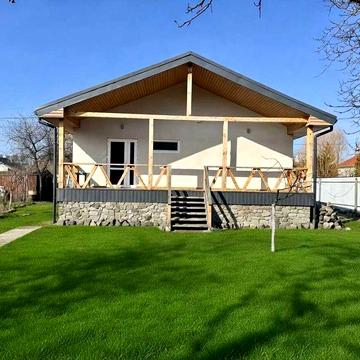 51-а садова, оренда будинку 25-го року, 2 кімнати, метро Славутич!