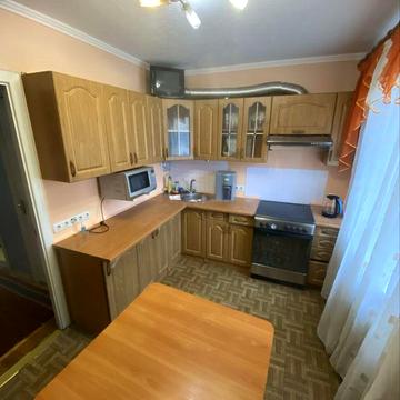 Затишна двокімнатна квартира біля Парку Партизанської слави