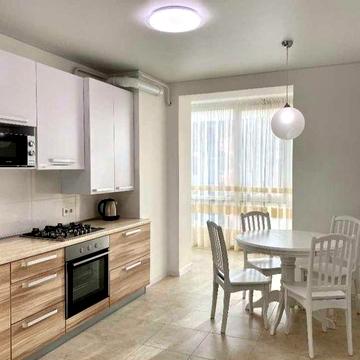 Власник, 1 кв.  вул. Яровиця  13, Центр.