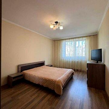 Оренда 2 - кімнатної квартири вул.Хоткевича