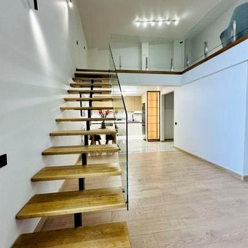 Продаж стильної квартири .