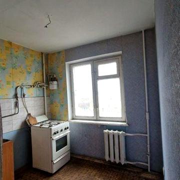 Продаж 3 кімнатна Армавірська Джона  Маккейна