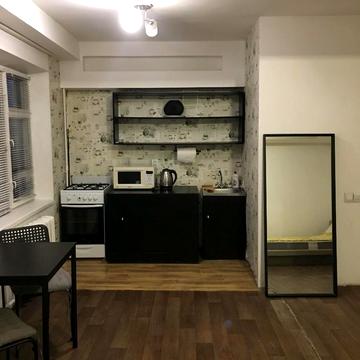 Героїв Дніпра вул., 3