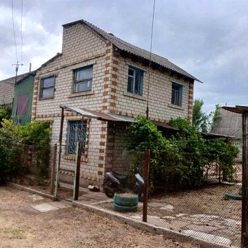 Продаю 2 - х поверхову дачу в СТ "Парус "