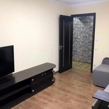 Здається в оренду 2-х кімнатна квартира на Алмазному