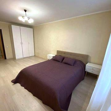 Довгострокова оренда 1к Квартира Угорська вулиця