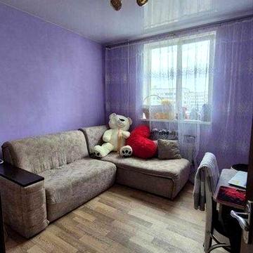 Продам 2 к к в Индустриальном районе, улучшенка 57 м2