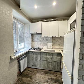 Матвийчука 31 Центр для 1 Особи вільна